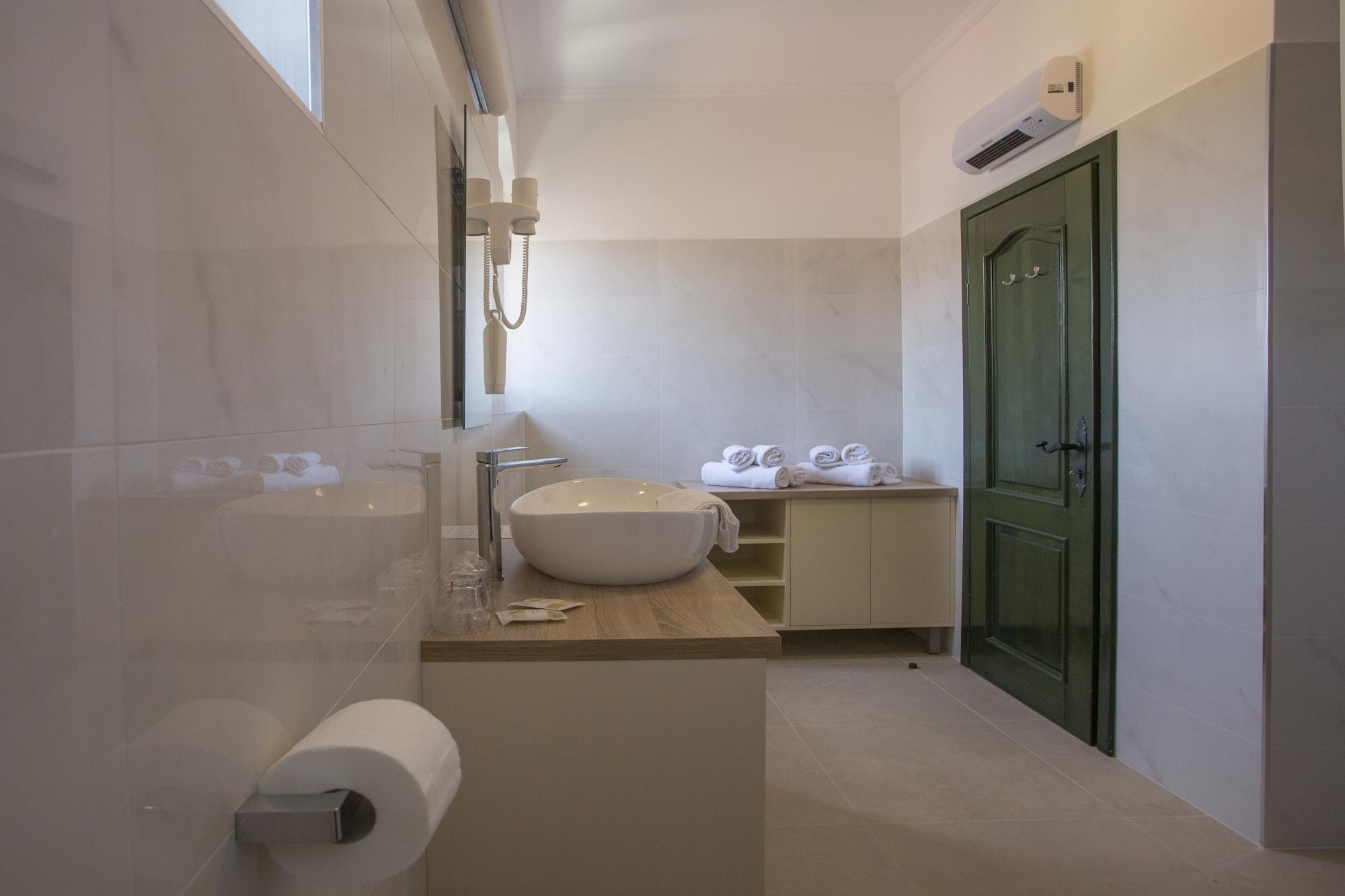 Diana Hotel