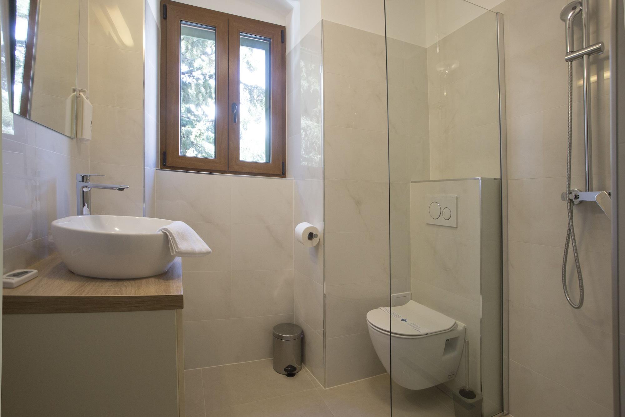 Diana Hotel 3*